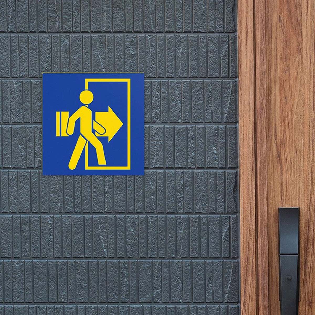 Engraved plastic sign for an entrance 