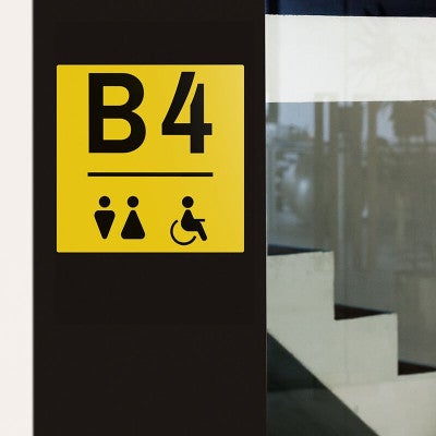 Engraved plastic sign for a floor level